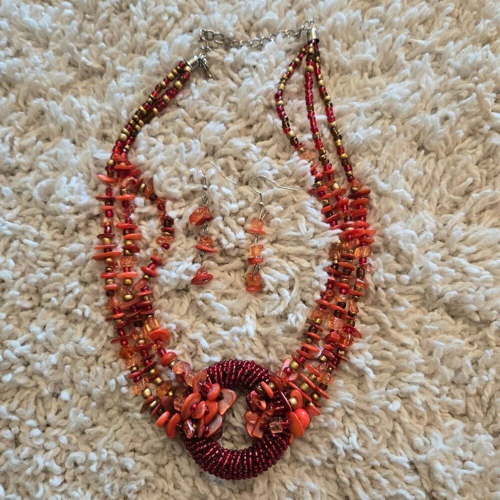 NWOT Red Shell & Bead Necklace + Earrings